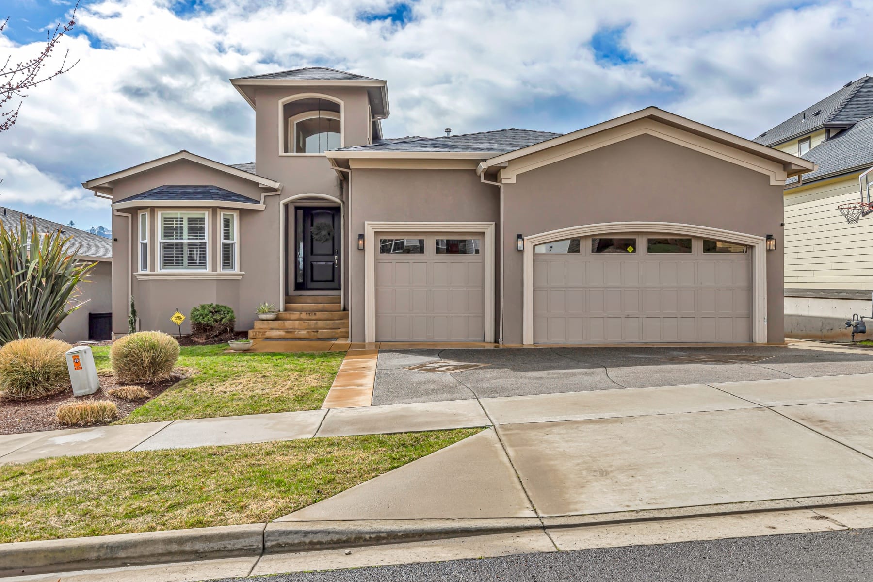 4338 Vineyard Terrace Medford, OR 97504