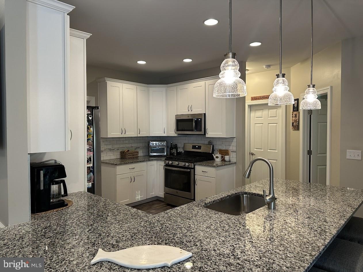 DAGSBORO, Delaware, 19939, United States, 4 Bedrooms Bedrooms, ,3 BathroomsBathrooms,Residential,For Sale,1983724