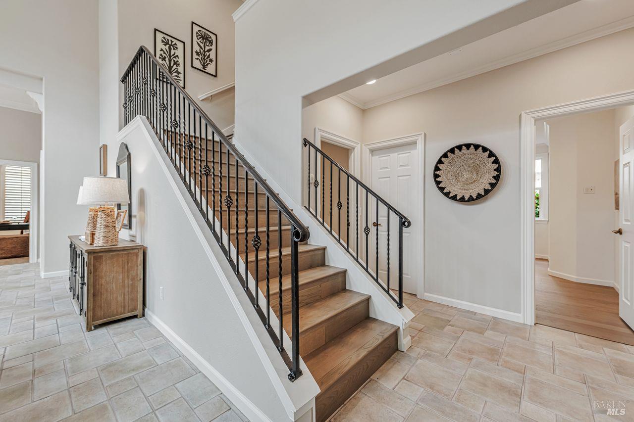 Novato, California, 94949, United States, 5 Bedrooms Bedrooms, ,3 BathroomsBathrooms,Residential,For Sale,1941742