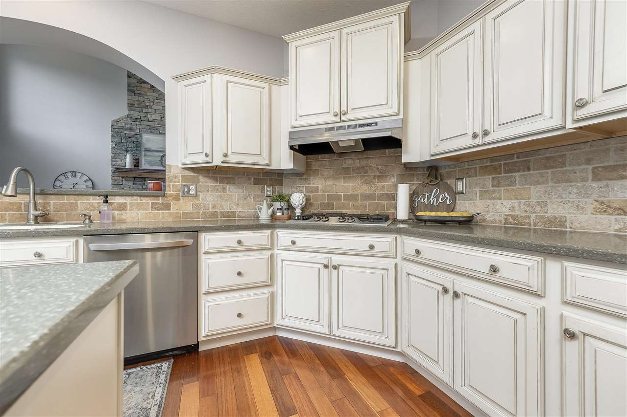 Richmond, Indiana, 47374, United States, 4 Bedrooms Bedrooms, ,4 BathroomsBathrooms,Residential,For Sale,1956256