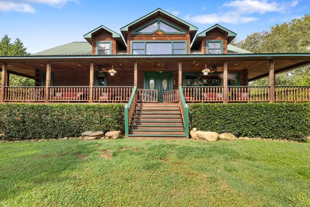 Hayesville, North Carolina, 28904, United States, 3 Bedrooms Bedrooms, ,4 BathroomsBathrooms,Residential,For Sale,1909515