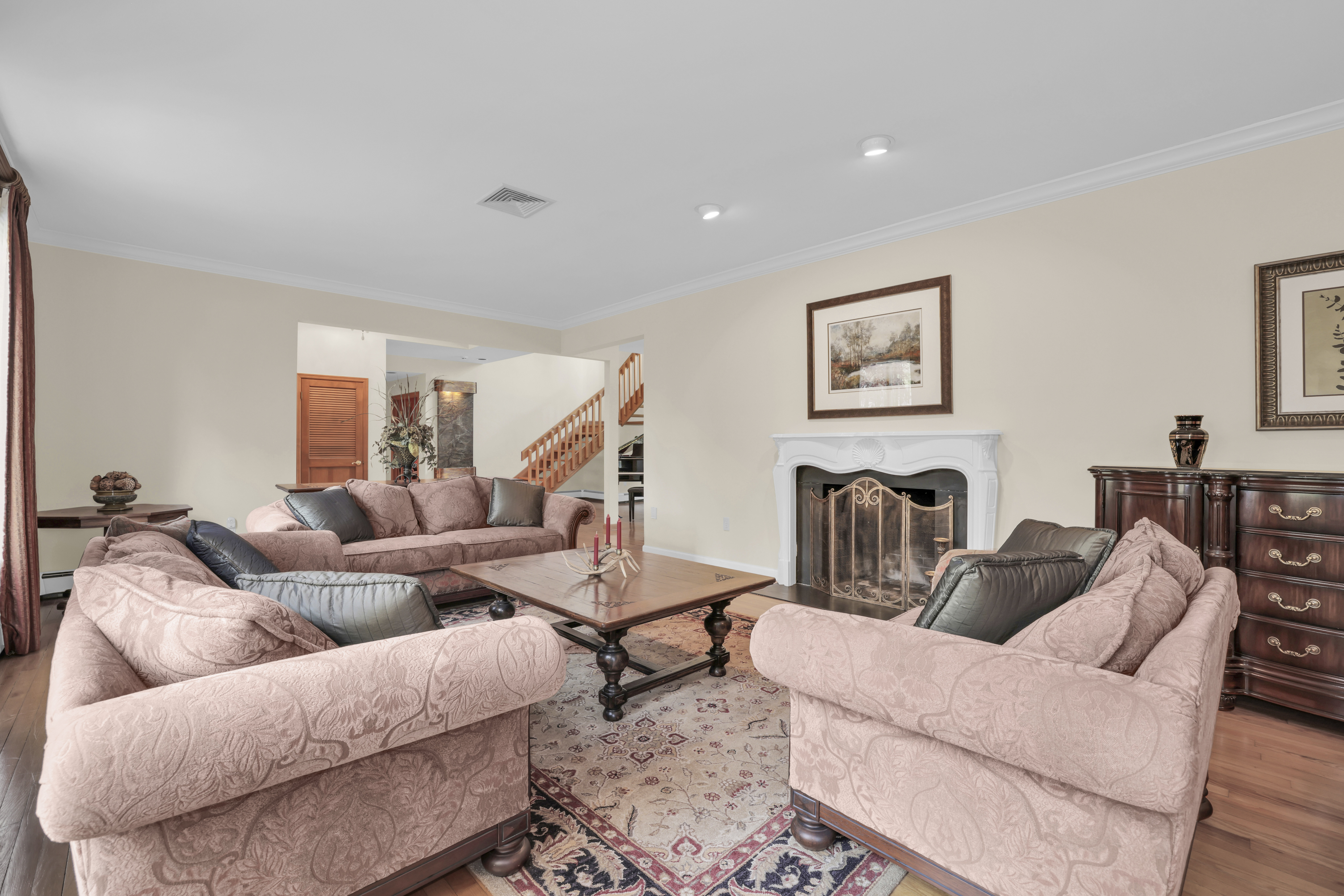 Kinnelon, New Jersey, 07405, United States, 4 Bedrooms Bedrooms, ,4 BathroomsBathrooms,Residential,For Sale,1985700