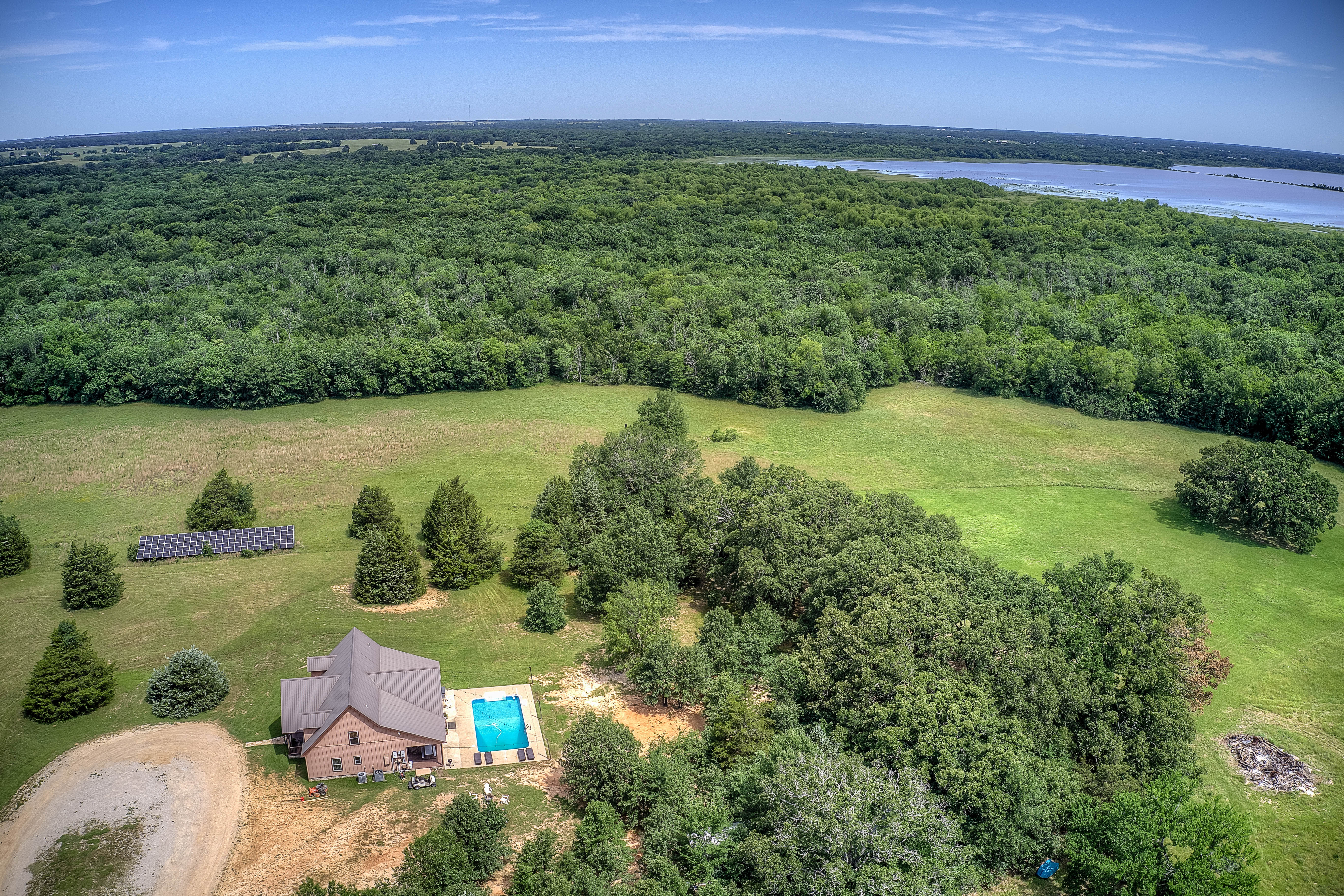 Sulphur Springs, Texas, 75482, United States, 4 Bedrooms Bedrooms, ,4 BathroomsBathrooms,Residential,For Sale,1981716