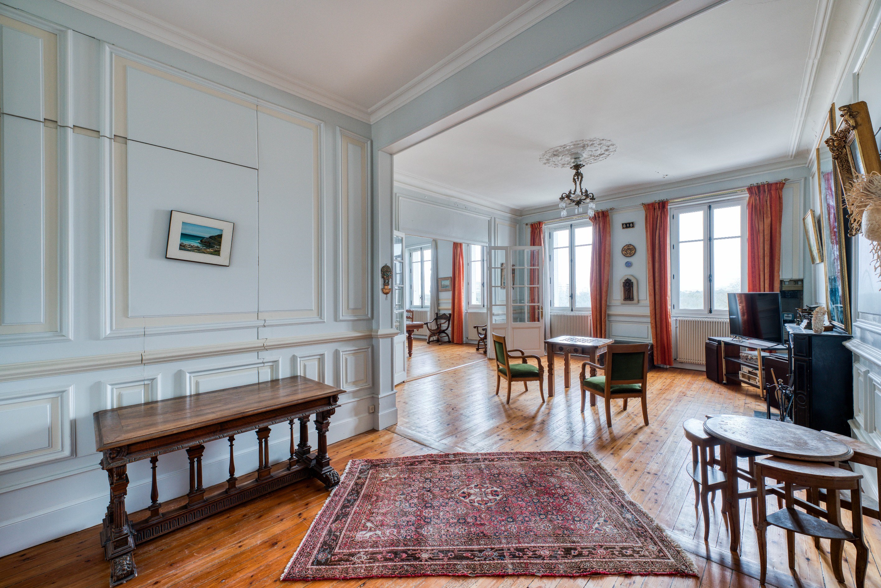  City center apartment of 110m2 with two bedrooms and elevator - 物件實景
