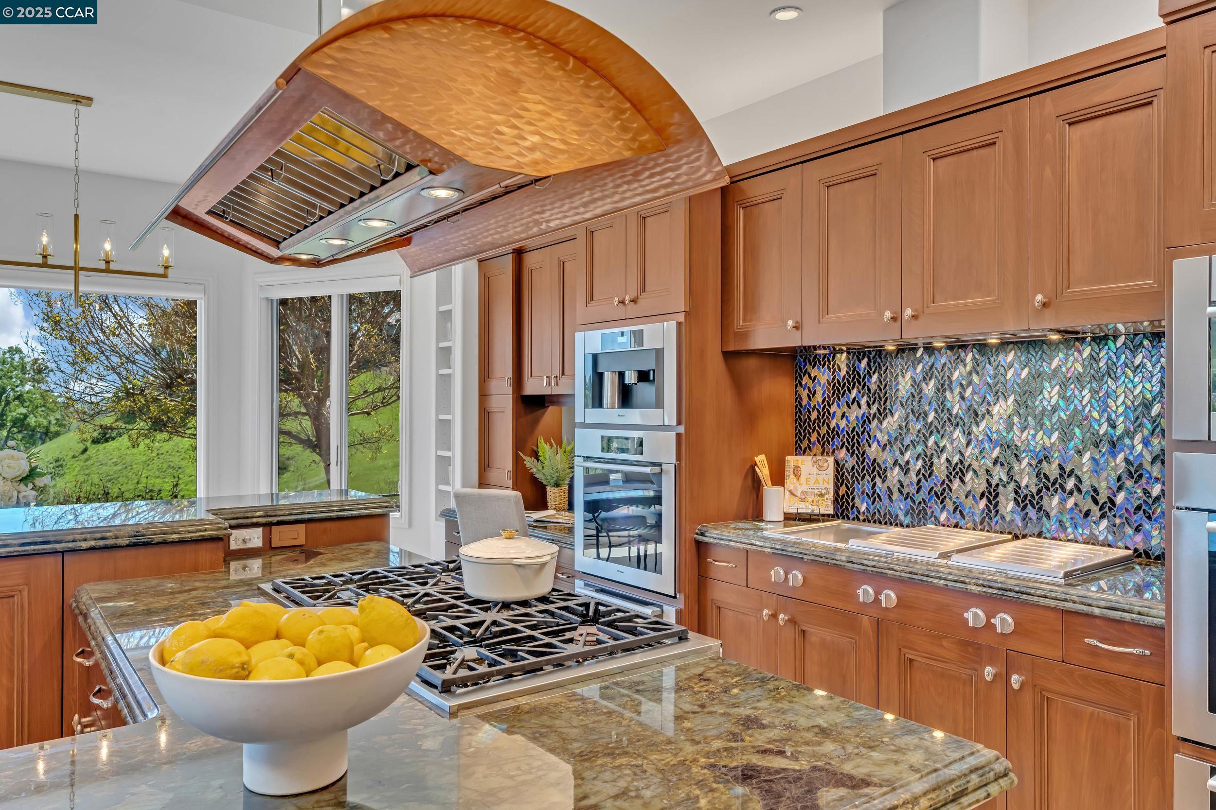 Danville, California, 94506, United States, 5 Bedrooms Bedrooms, ,6 BathroomsBathrooms,Residential,For Sale,1948518