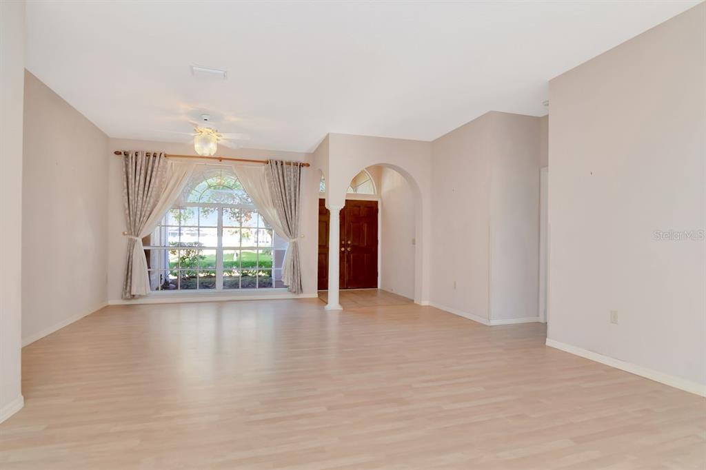 Oldsmar, Florida, 34677, United States, 4 Bedrooms Bedrooms, ,3 BathroomsBathrooms,Residential,For Sale,1998851