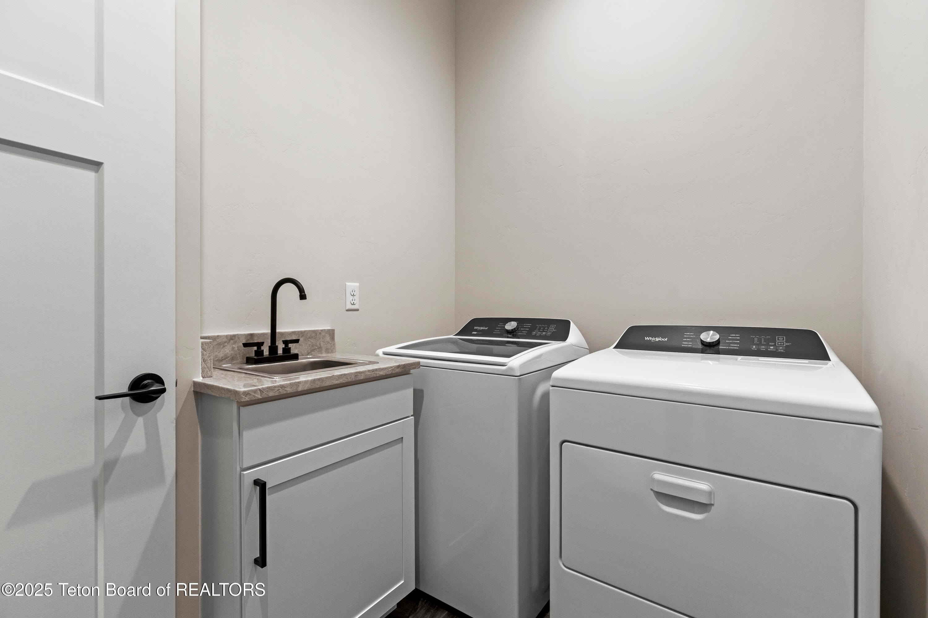 Driggs, Idaho, 83422, United States, 4 Bedrooms Bedrooms, ,3 BathroomsBathrooms,Residential,For Sale,2003438