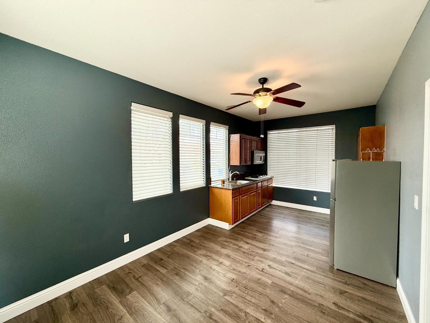 Patterson, California, 95363, United States, 5 Bedrooms Bedrooms, ,3 BathroomsBathrooms,Residential,For Sale,1982239