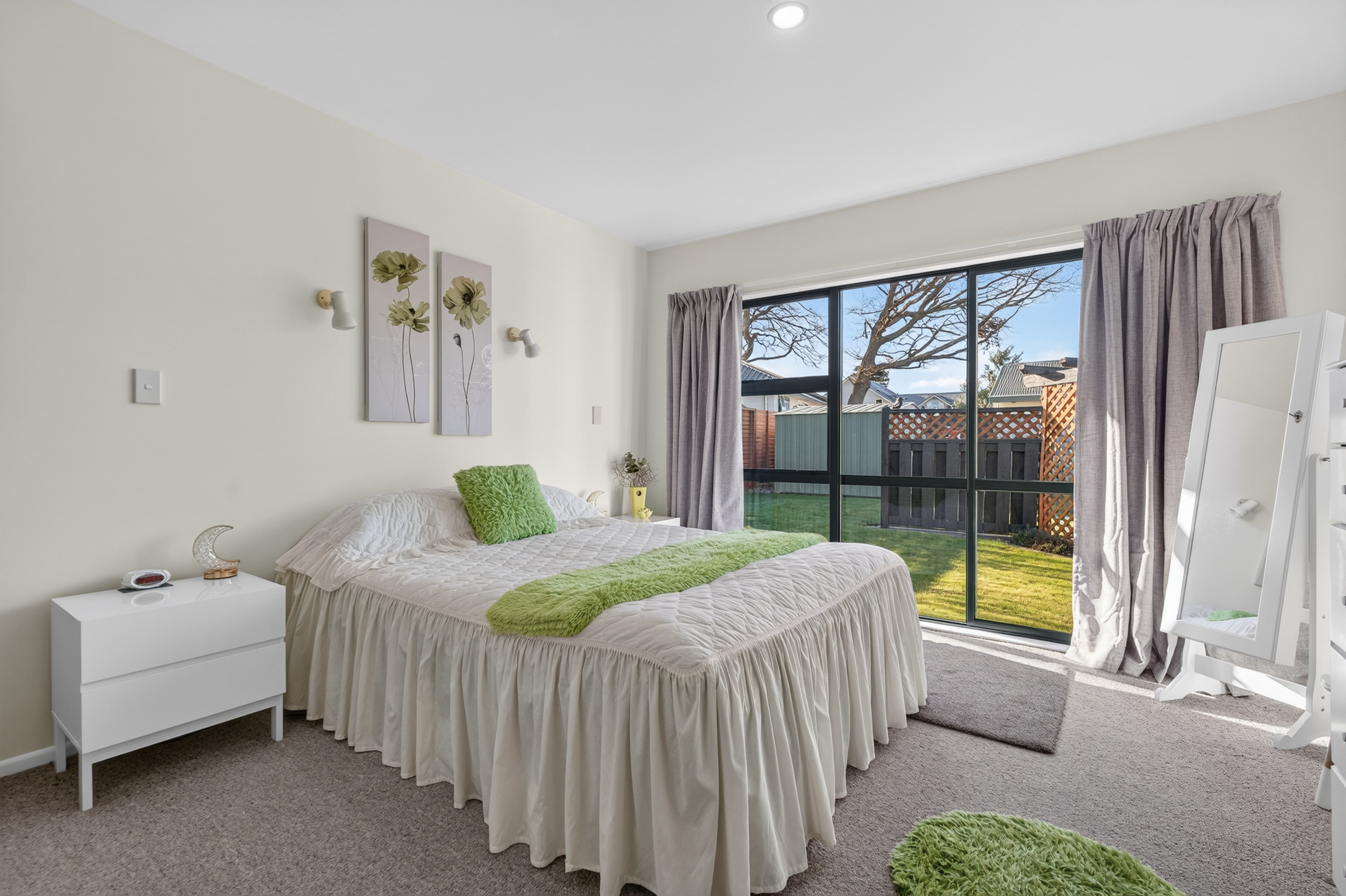  Sun-Filled Family Home with Space to Spare - 物件實景