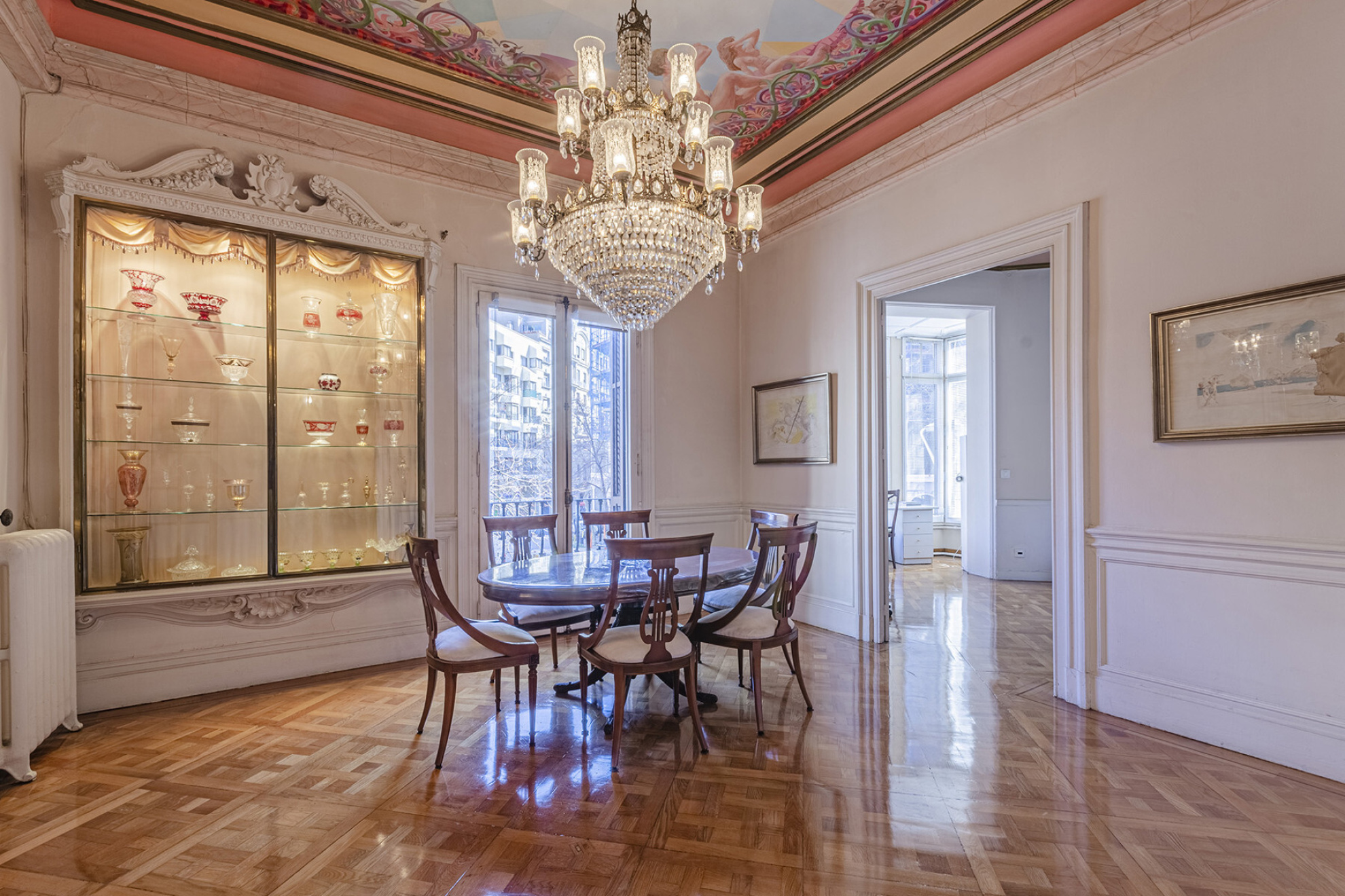  Stately main house with period details in Eixample Dret - 物件實景