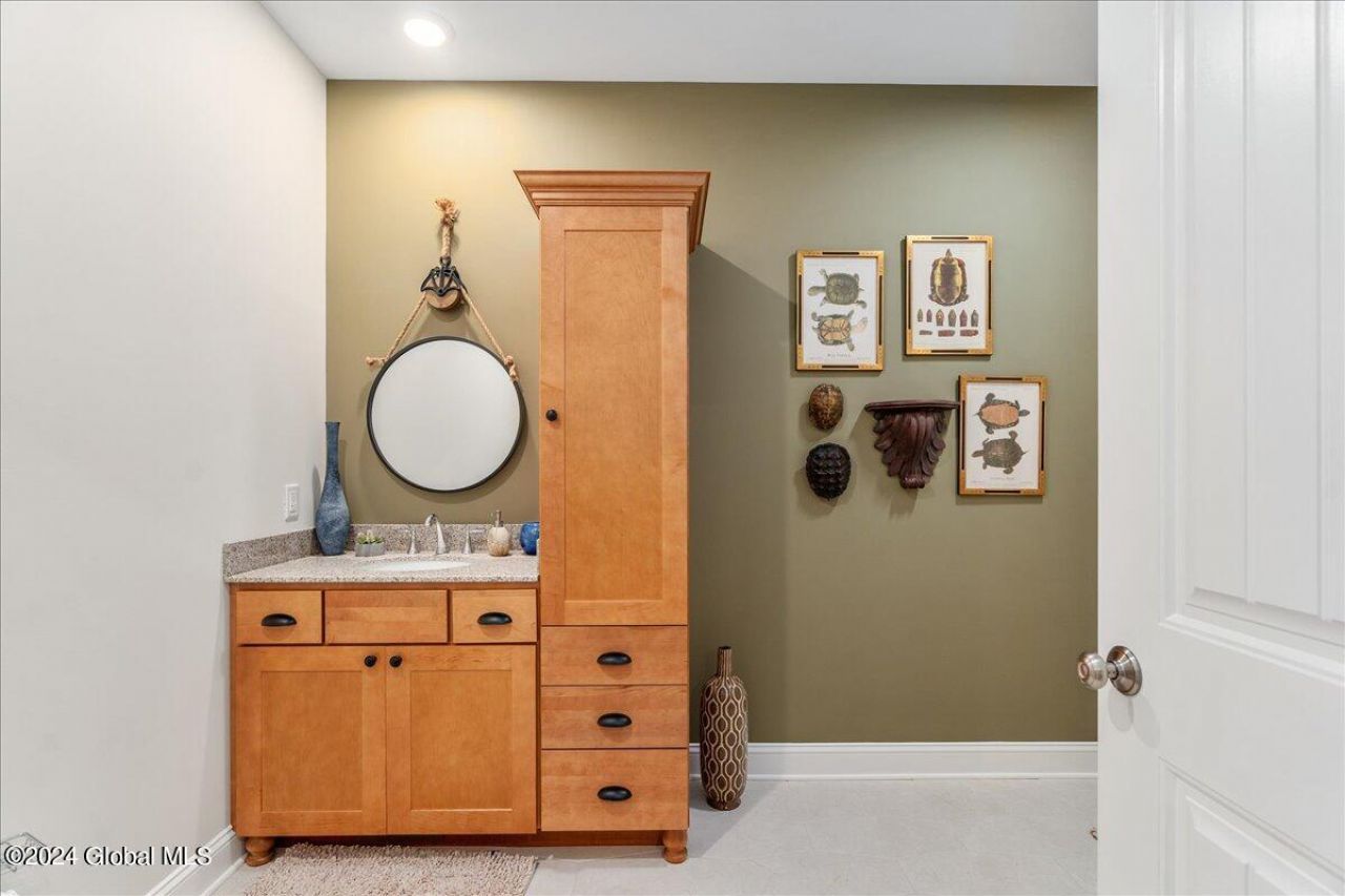 Queensbury, New York, 12804, United States, 3 Bedrooms Bedrooms, ,4 BathroomsBathrooms,Residential,For Sale,1986274