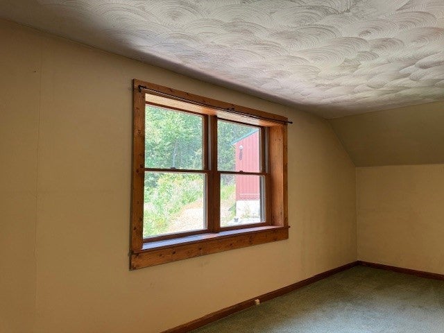 Deerfield, Massachusetts, 01342, United States, 2 Bedrooms Bedrooms, ,1 BathroomBathrooms,Residential,For Sale,1913467