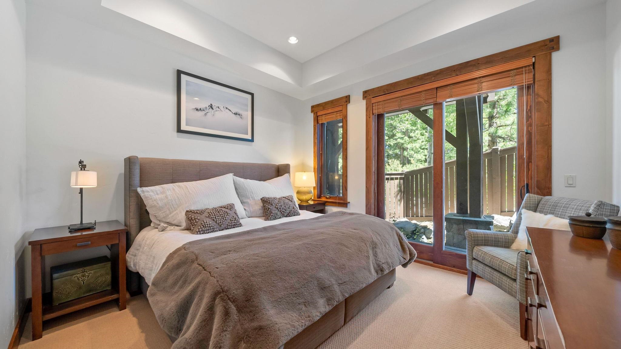 Truckee, California, 96161, United States, 4 Bedrooms Bedrooms, ,4 BathroomsBathrooms,Residential,For Sale,1999029