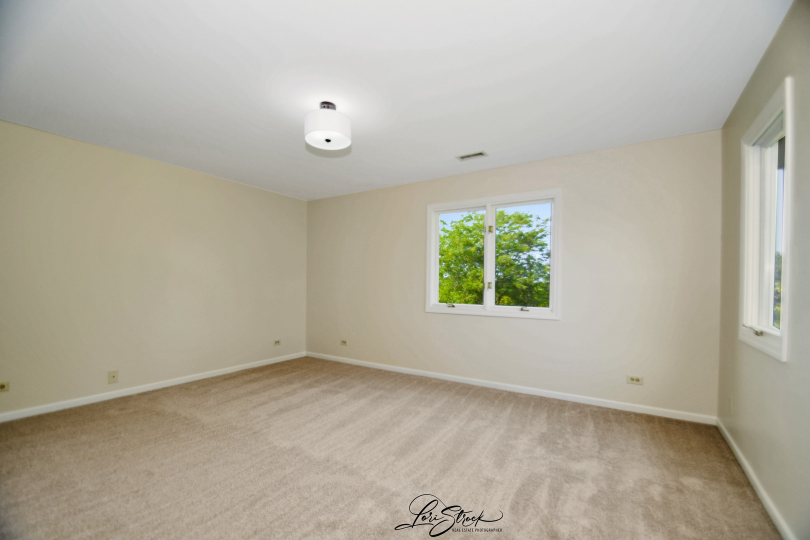 Mokena, Illinois, 60448, United States, 4 Bedrooms Bedrooms, ,3 BathroomsBathrooms,Residential,For Sale,1982496