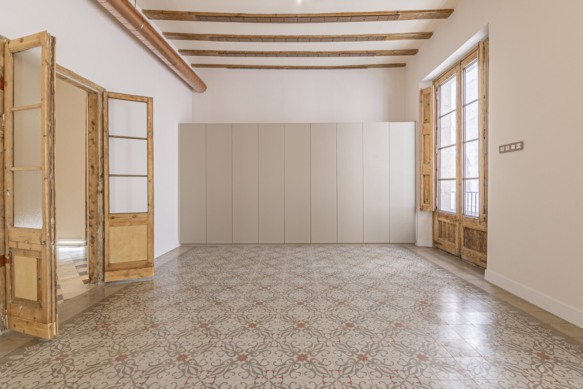  Magnificent, renovated main residence in a historic estate overlooking Port Vell - 物件實景