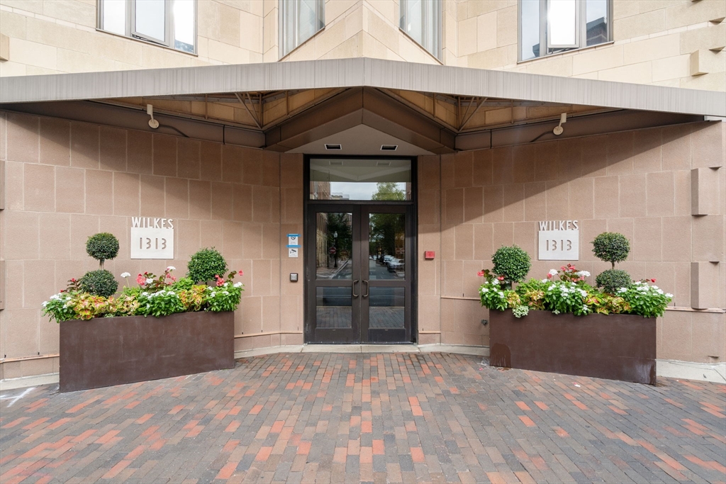 Boston, Massachusetts, 02118, United States, 1 Bedroom Bedrooms, ,1 BathroomBathrooms,Residential,For Sale,1950735