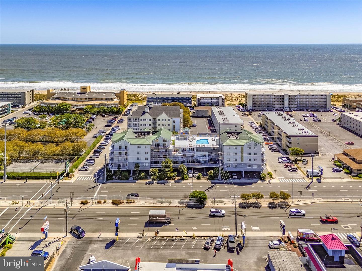 Ocean City, Maryland, 21842, United States, 3 Bedrooms Bedrooms, ,2 BathroomsBathrooms,Residential,For Sale,1947953