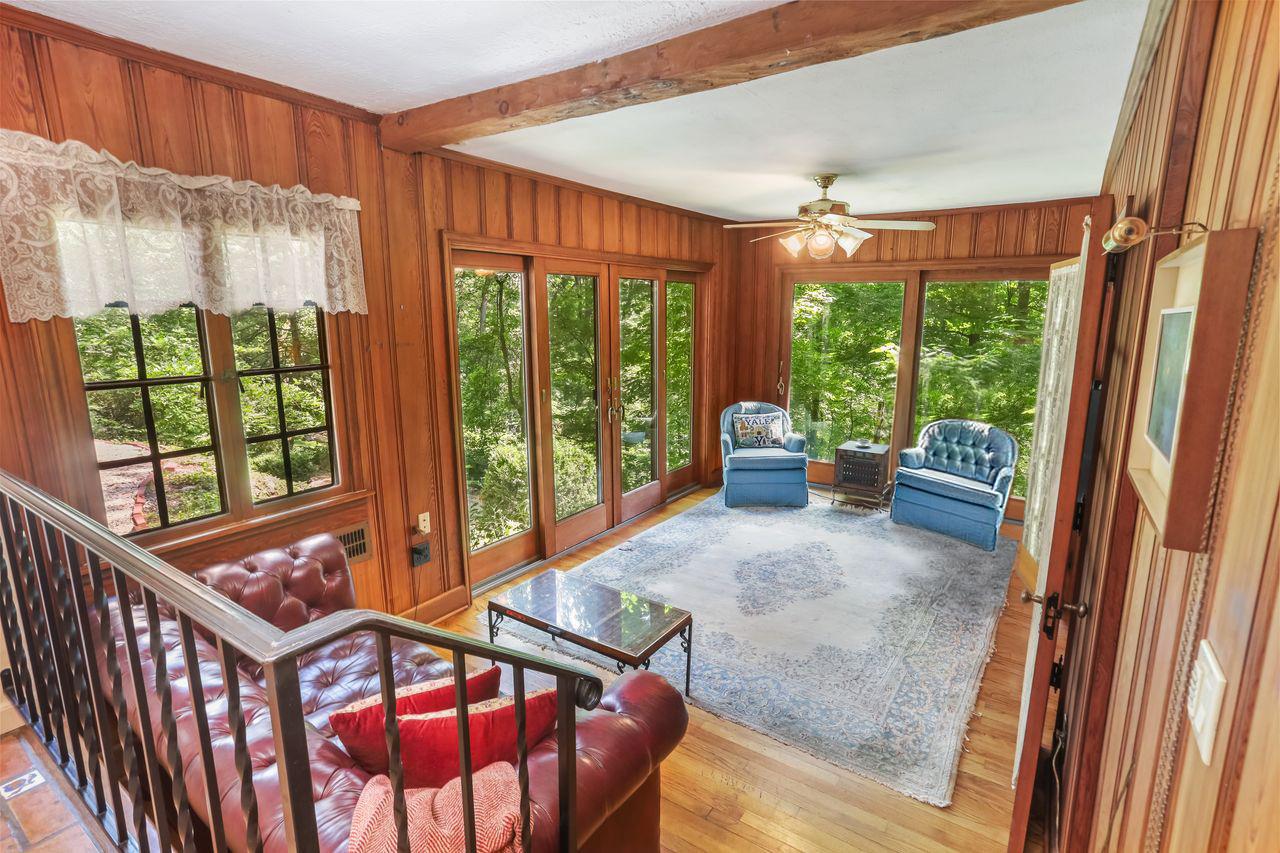 Pleasantville, New York, 10570, United States, 4 Bedrooms Bedrooms, ,4 BathroomsBathrooms,Residential,For Sale,1896096