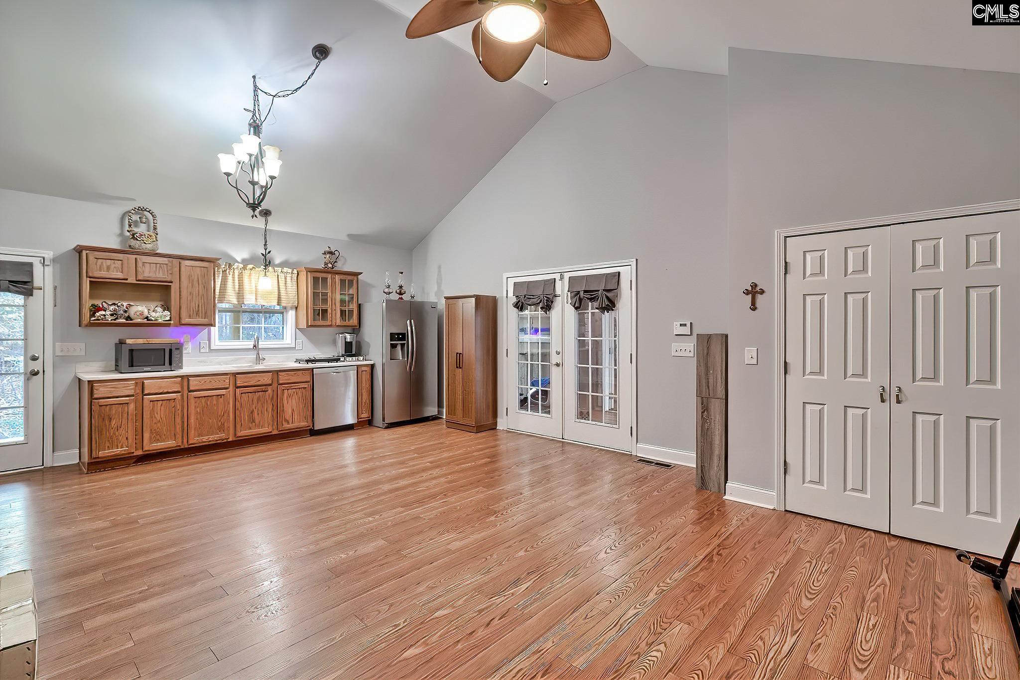 Chapin, South Carolina, 29036, United States, 4 Bedrooms Bedrooms, ,3 BathroomsBathrooms,Residential,For Sale,1999550