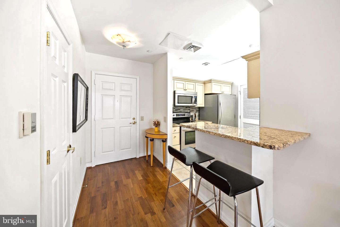 Philadelphia, Pennsylvania, 19103, United States, 2 Bedrooms Bedrooms, ,2 BathroomsBathrooms,Residential,For Sale,1901854