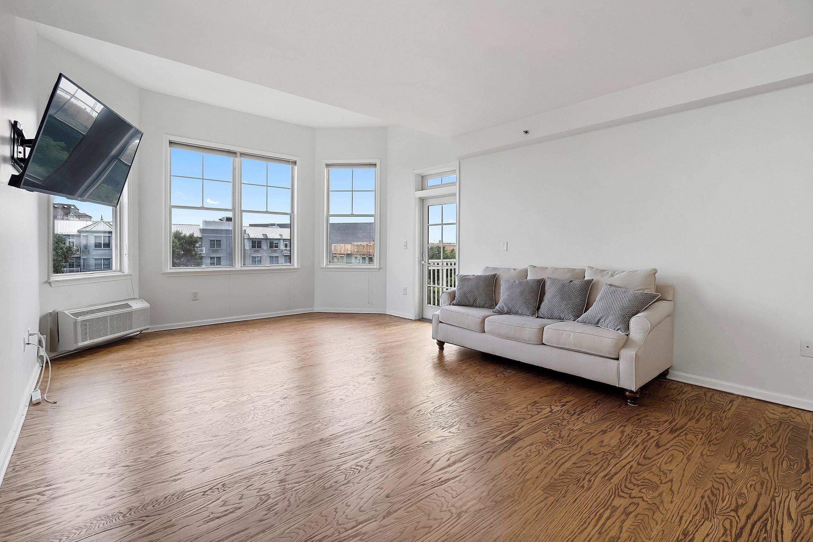 JC, Greenville, New Jersey, 07305, United States, 2 Bedrooms Bedrooms, ,2 BathroomsBathrooms,Residential,For Sale,1990758