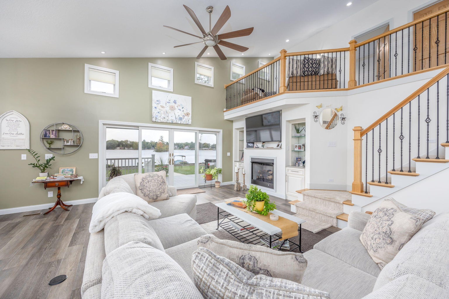 Canadian Lakes, Michigan, 49346, United States, 4 Bedrooms Bedrooms, ,3 BathroomsBathrooms,Residential,For Sale,1976401