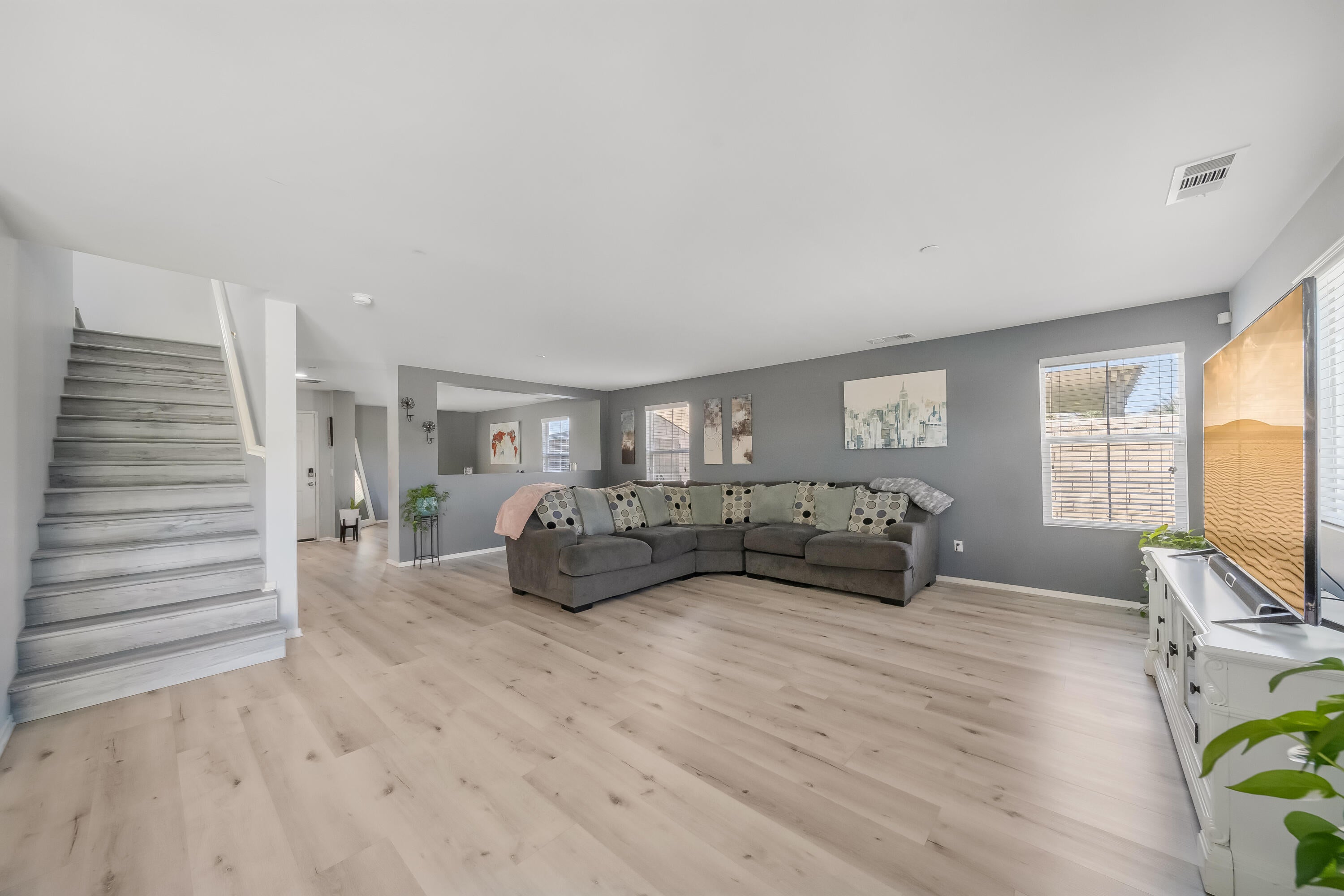 Coachella, California, 92236, United States, 5 Bedrooms Bedrooms, ,3 BathroomsBathrooms,Residential,For Sale,1986838