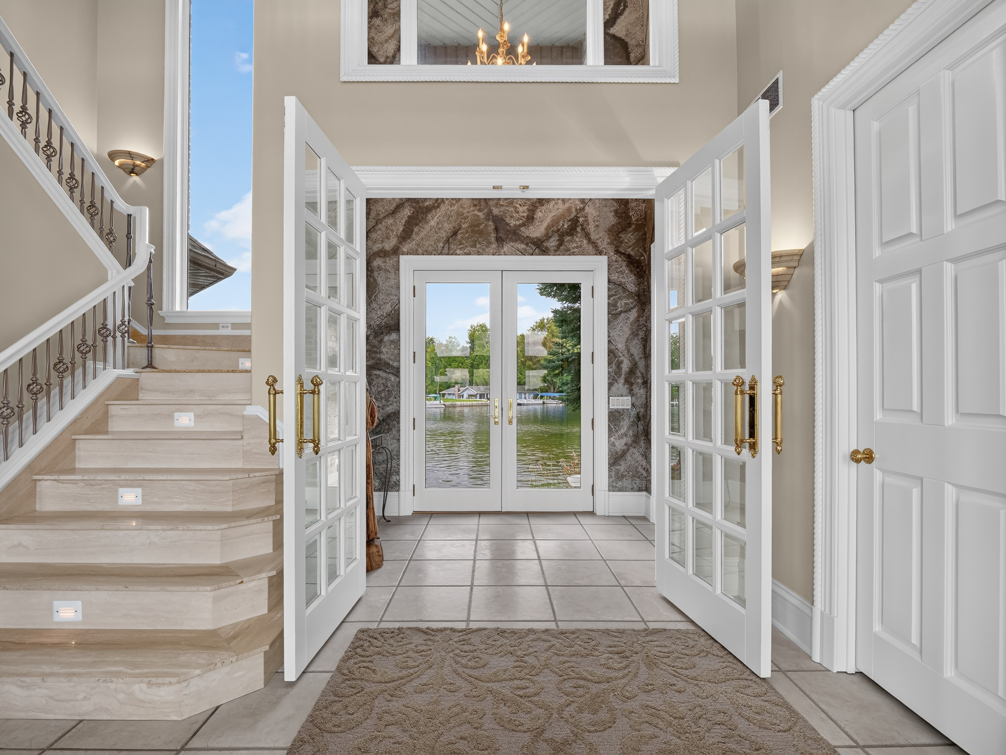 Timeless 4 Bedroom Home on Lake Tippecanoe - 物件實景