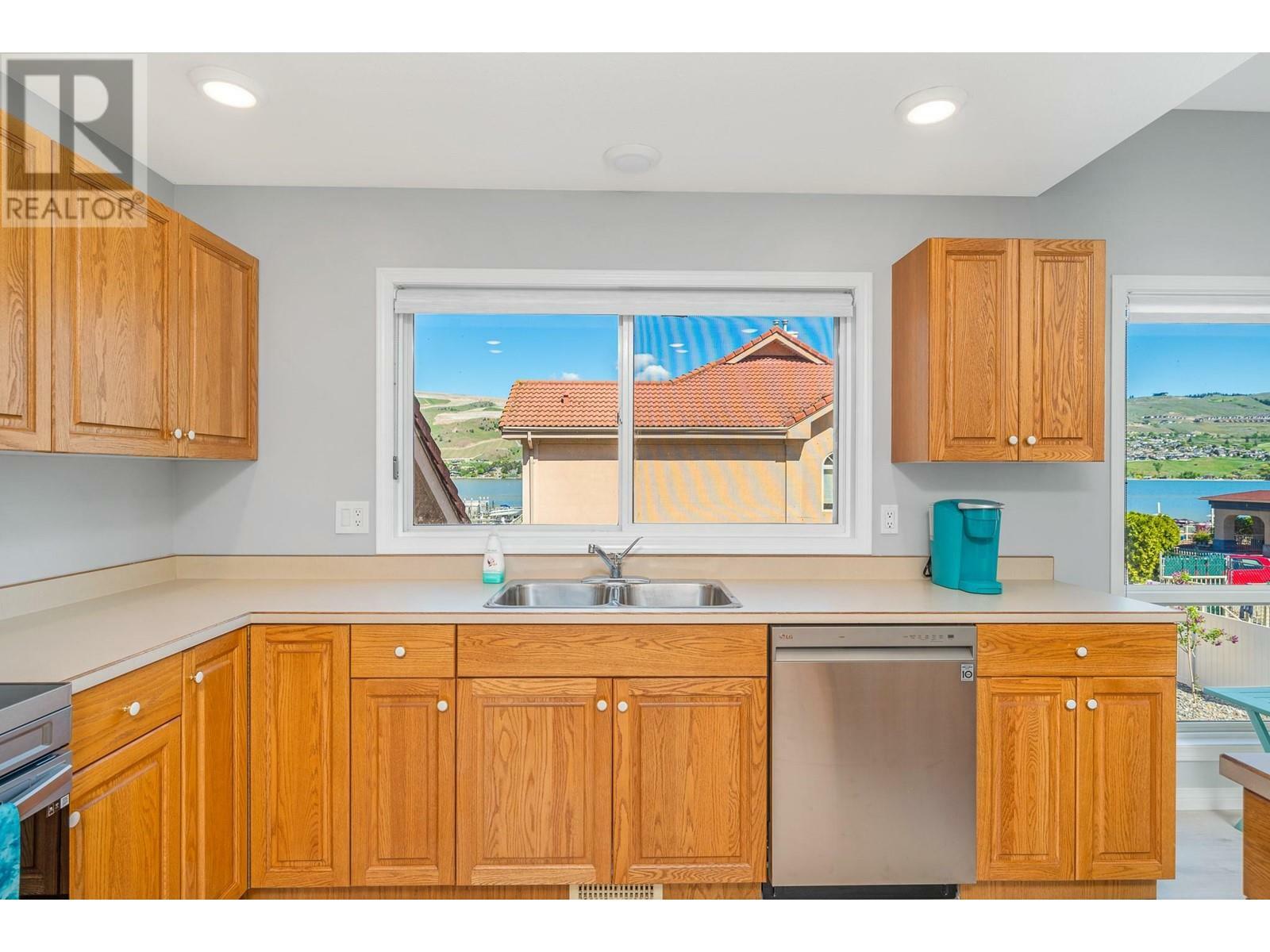 VERNON, British Columbia, V1T 6Y5, CA, 2 Bedrooms Bedrooms, ,2 BathroomsBathrooms,Residential,For Sale,1837708