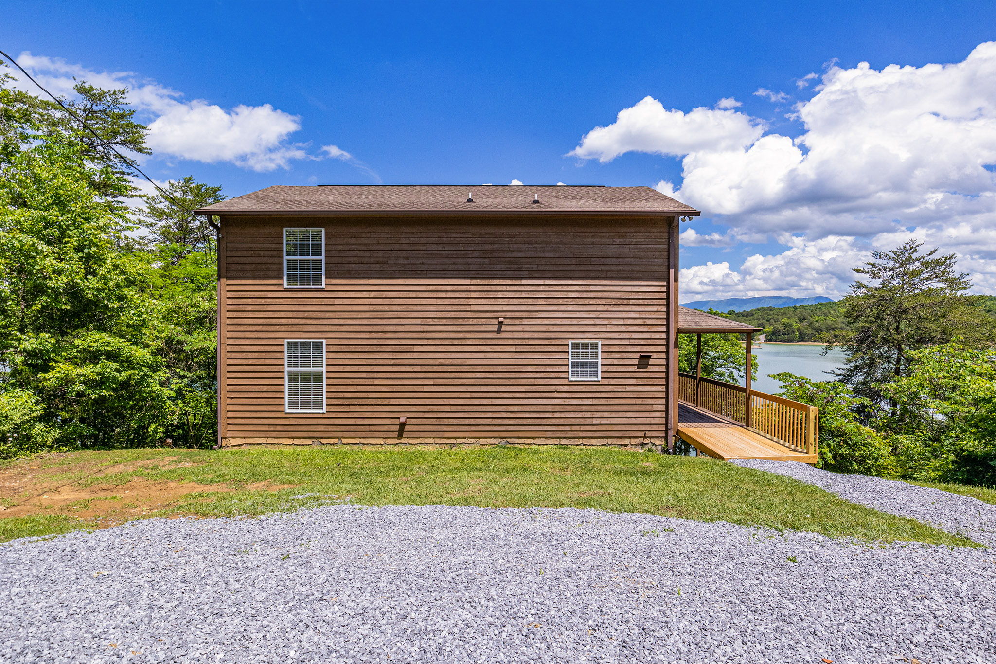 Sevierville, Tennessee, 37876, United States, 3 Bedrooms Bedrooms, ,2 BathroomsBathrooms,Residential,For Sale,1937497