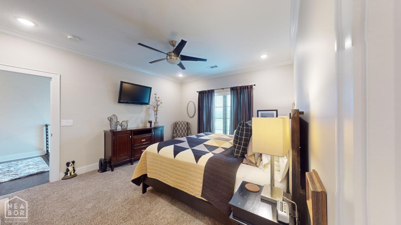 Jonesboro, Arkansas, 72405, United States, 5 Bedrooms Bedrooms, ,5 BathroomsBathrooms,Residential,For Sale,1983308