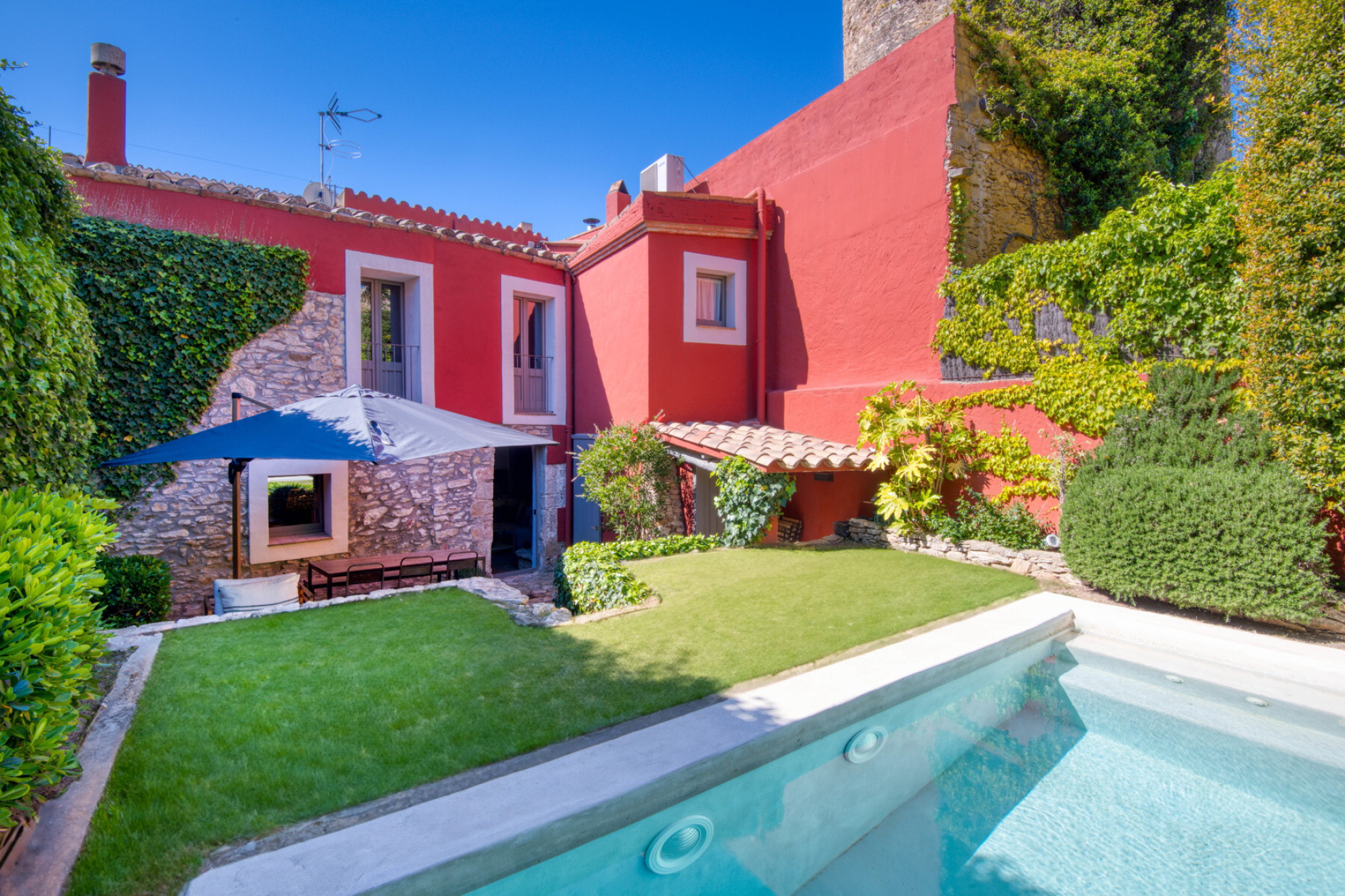  Beautiful townhouse with pool in the center of Begur - 物件實景