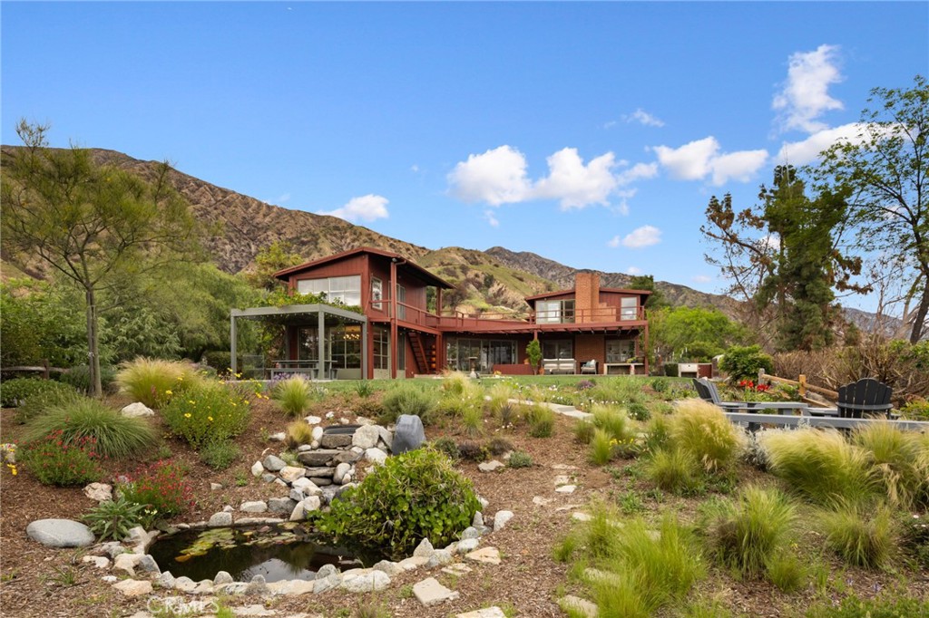 Sierra Madre, California, 91024, United States, 5 Bedrooms Bedrooms, ,2 BathroomsBathrooms,Residential,For Sale,1777104
