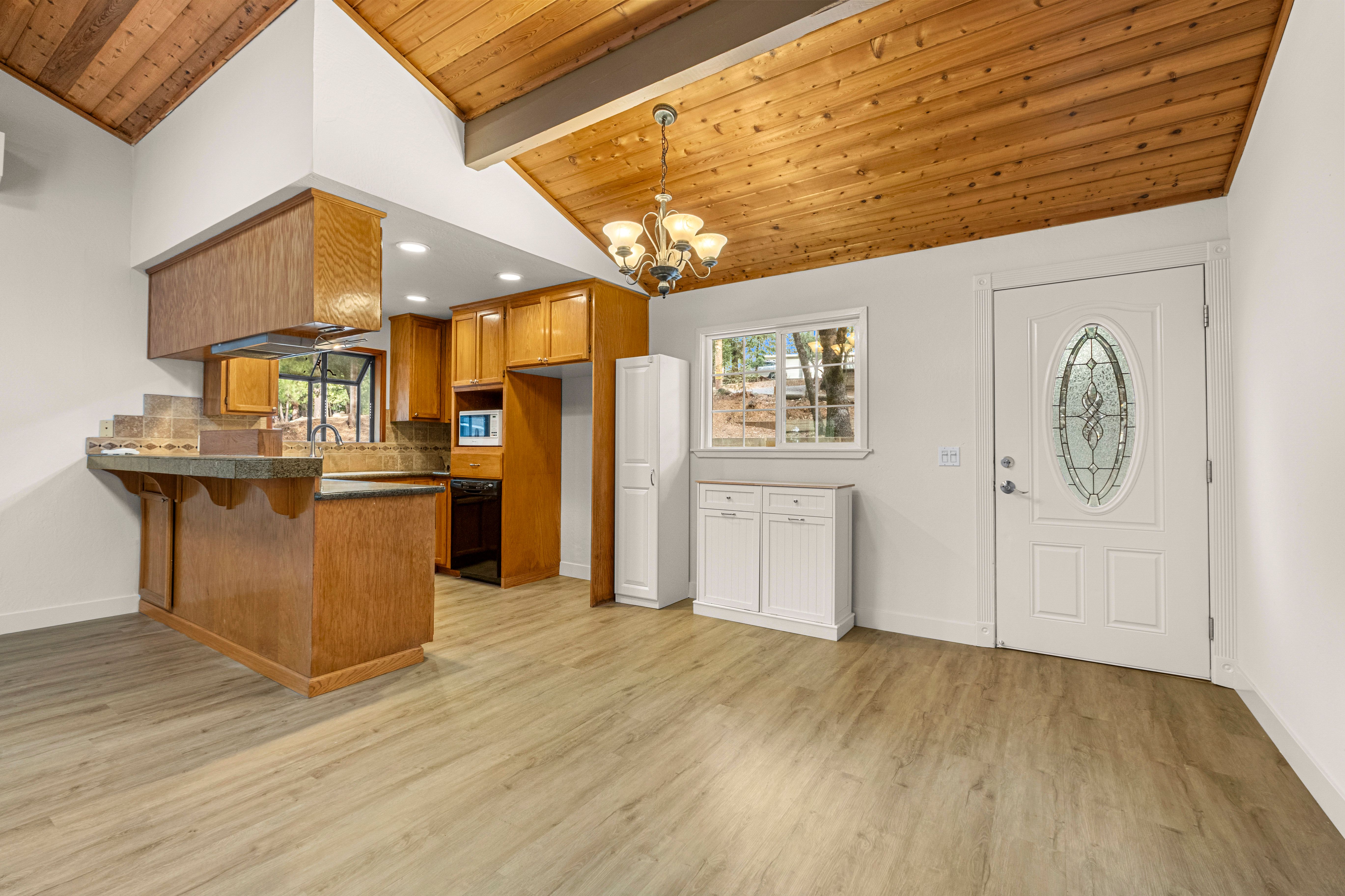  5648 Sierra Springs Drive, Pollock Pines, CA 95726 - 物件實景