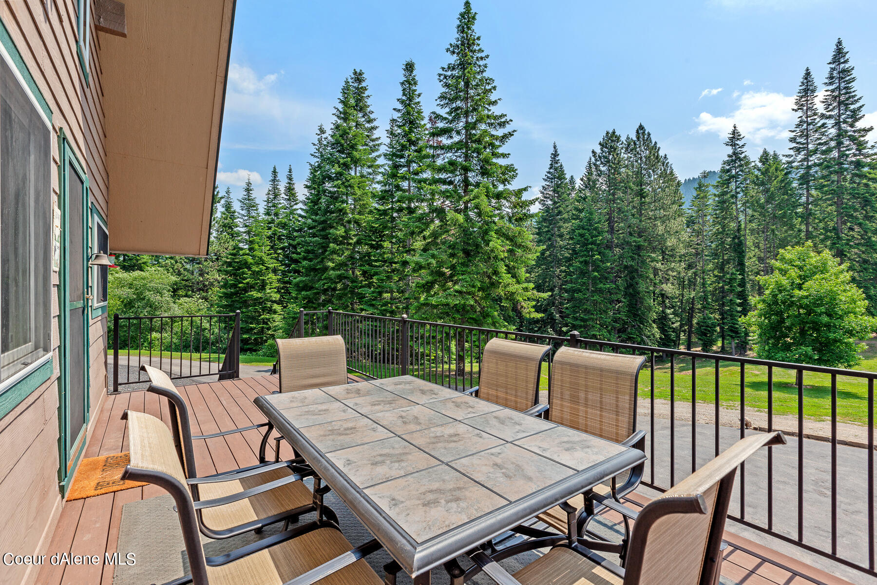 Coeur d'Alene, Idaho, 83814, United States, 4 Bedrooms Bedrooms, ,3 BathroomsBathrooms,Residential,For Sale,1974008