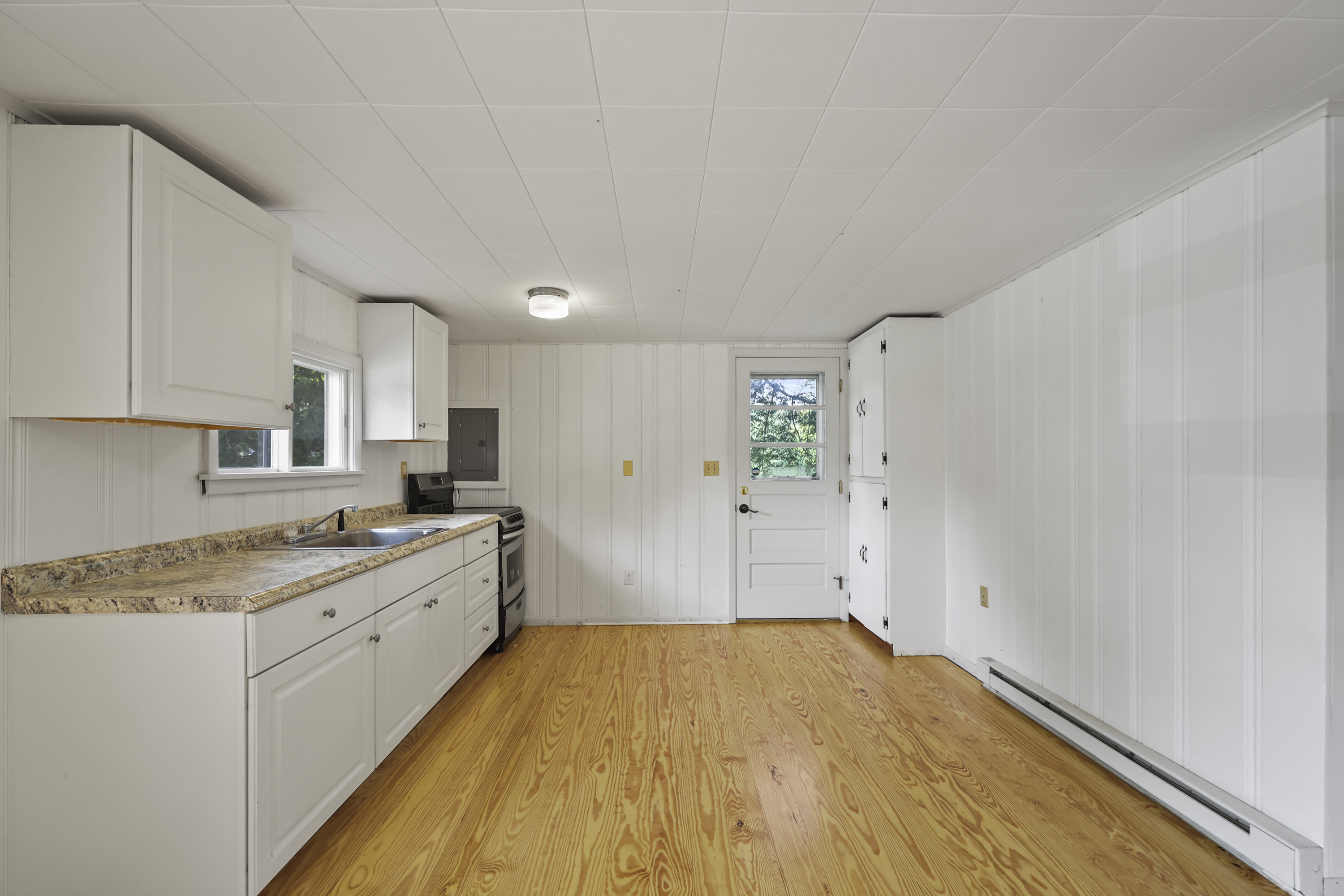 Chic Richmond Pond Bungalow - 物件實景