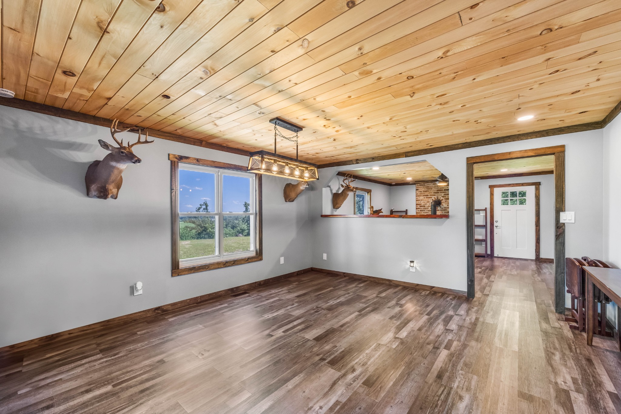 Dover, Tennessee, 37058, United States, 2 Bedrooms Bedrooms, ,2 BathroomsBathrooms,Residential,For Sale,2007547