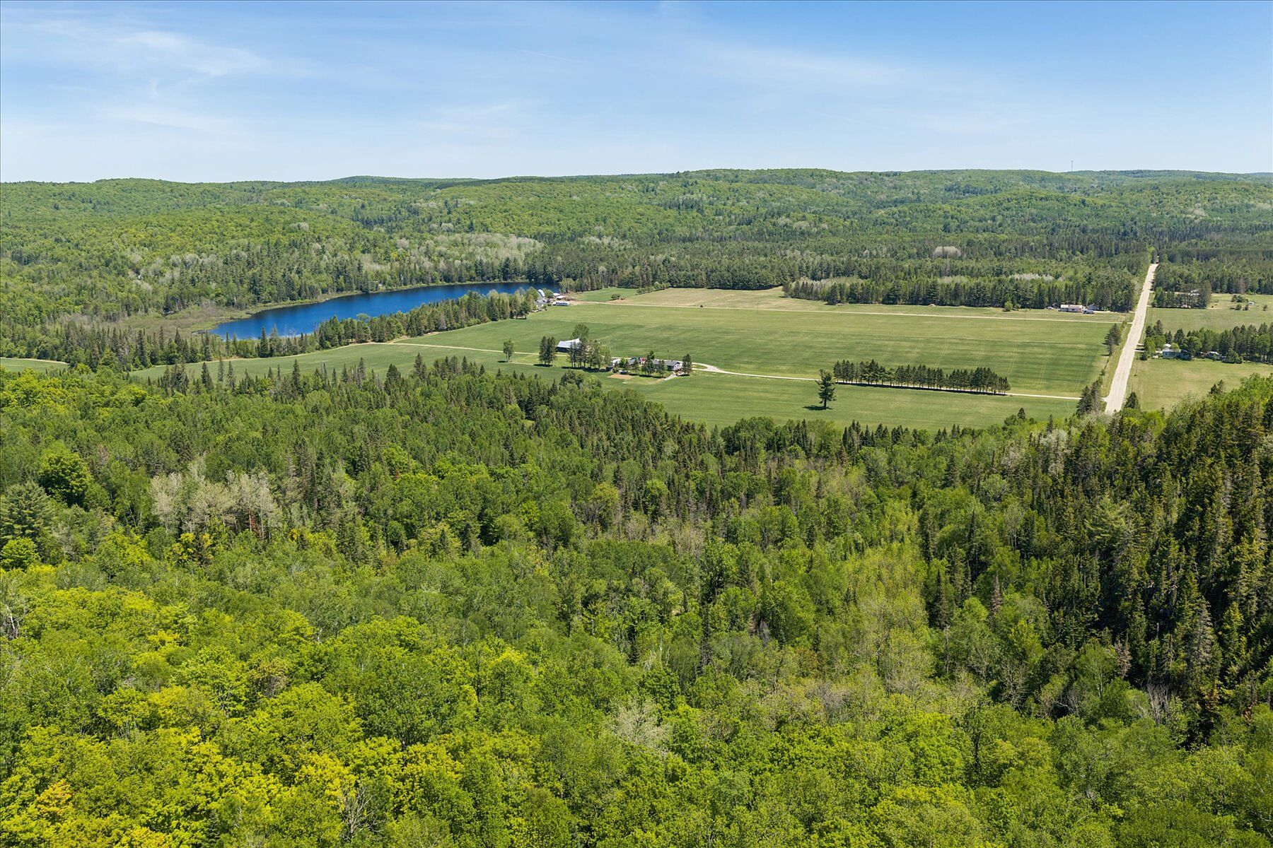  Expansive 72.52 Acre Retreat - 物件實景