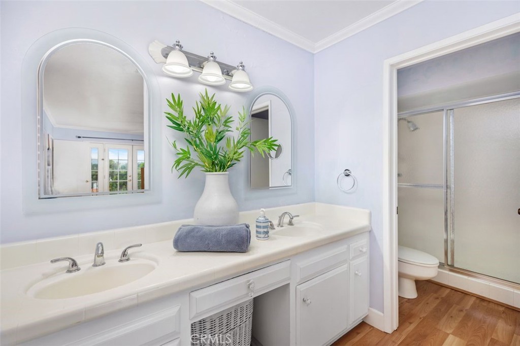 Yorba Linda, California, 92886, United States, 5 Bedrooms Bedrooms, ,3 BathroomsBathrooms,Residential,For Sale,1847322