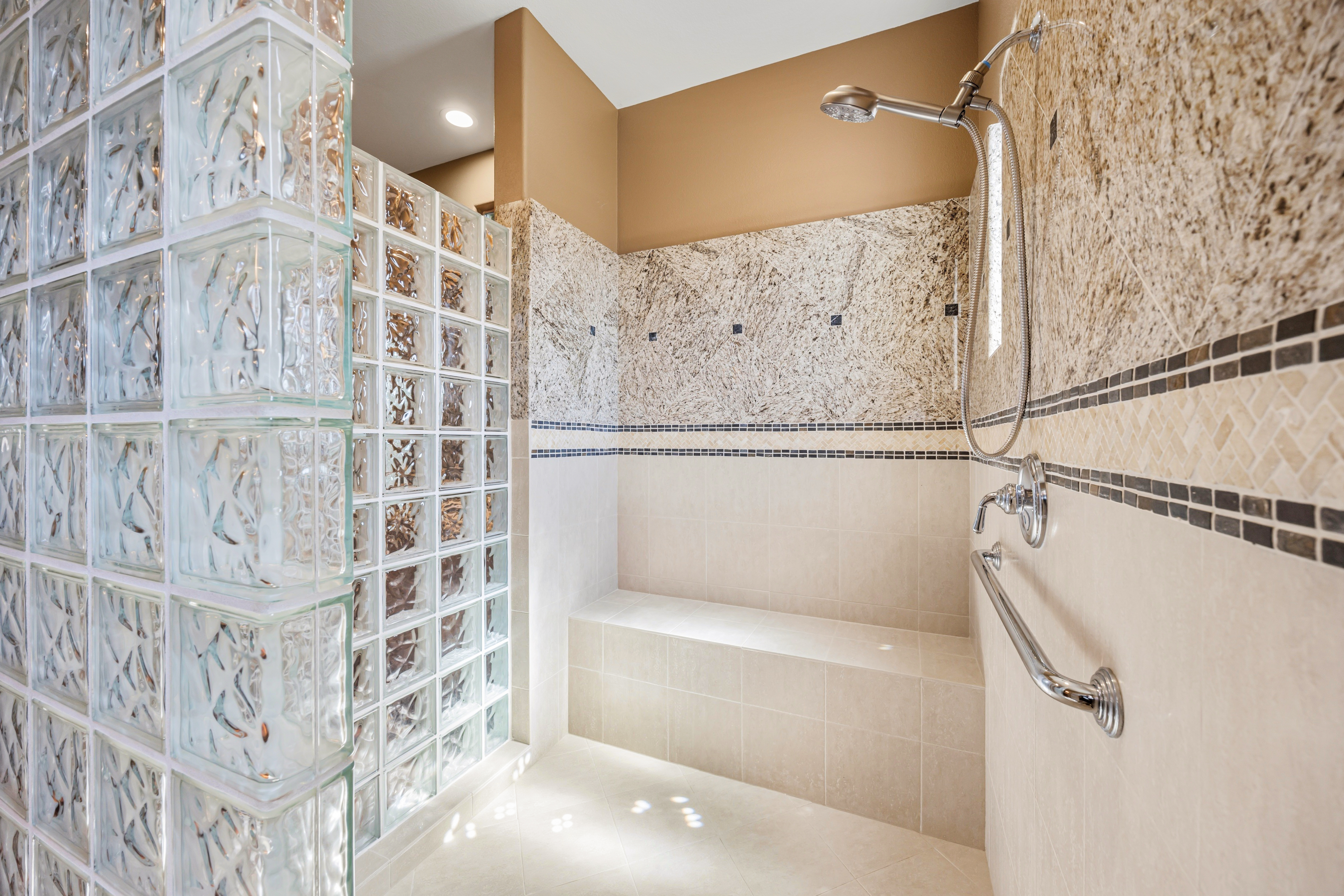  311 Loch Lomond Road, Rancho Mirage, CA 92270 - 物件實景