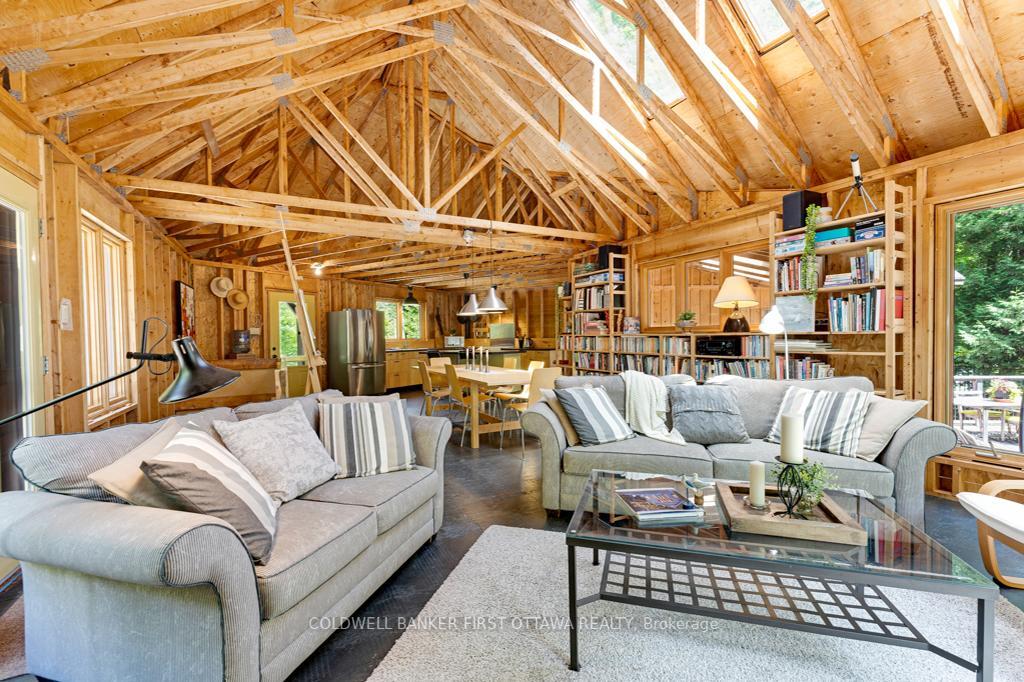FRONTENAC, Ontario, K0H 2J0, CA, 3 Bedrooms Bedrooms, ,Residential,For Sale,1902002