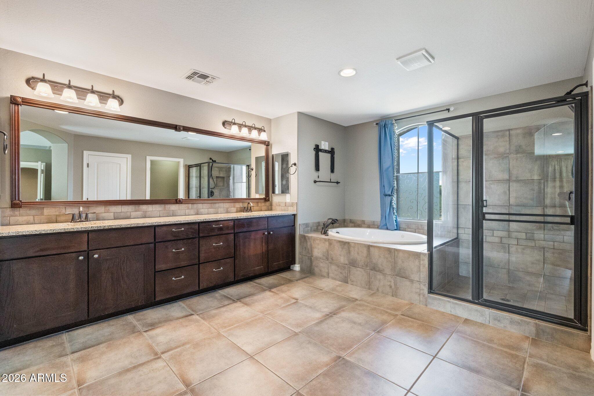  4523 S Gold Court  Chandler, AZ - 物件實景