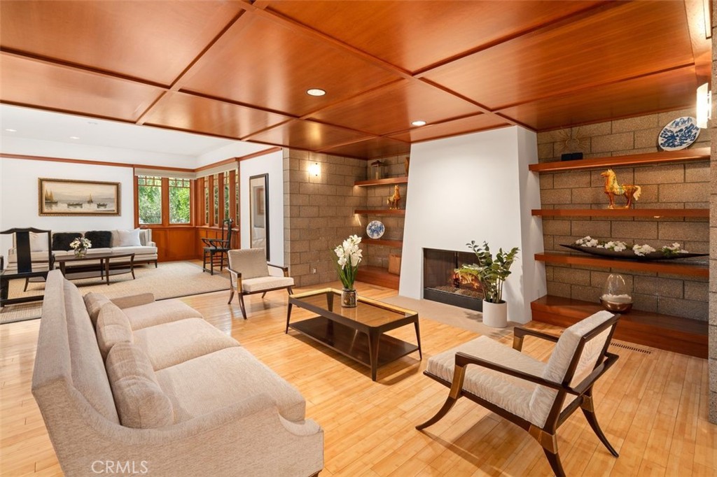 Diamond Bar, California, 91765, United States, 4 Bedrooms Bedrooms, ,5 BathroomsBathrooms,Residential,For Sale,1989451