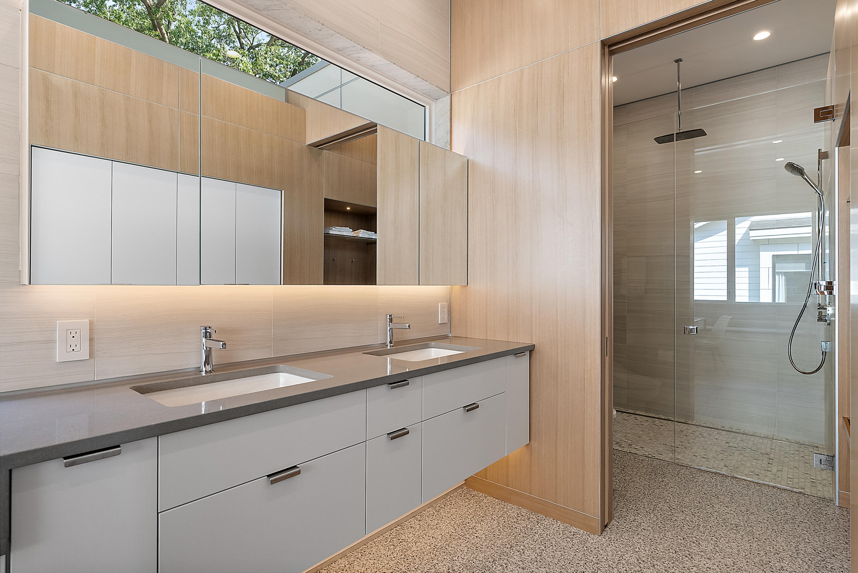 Holland, Michigan, 49424, United States, 3 Bedrooms Bedrooms, ,4 BathroomsBathrooms,Residential,For Sale,1948148