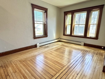 Fitchburg, Massachusetts, 01420, United States, 7 Bedrooms Bedrooms, ,4 BathroomsBathrooms,Residential,For Sale,1920320