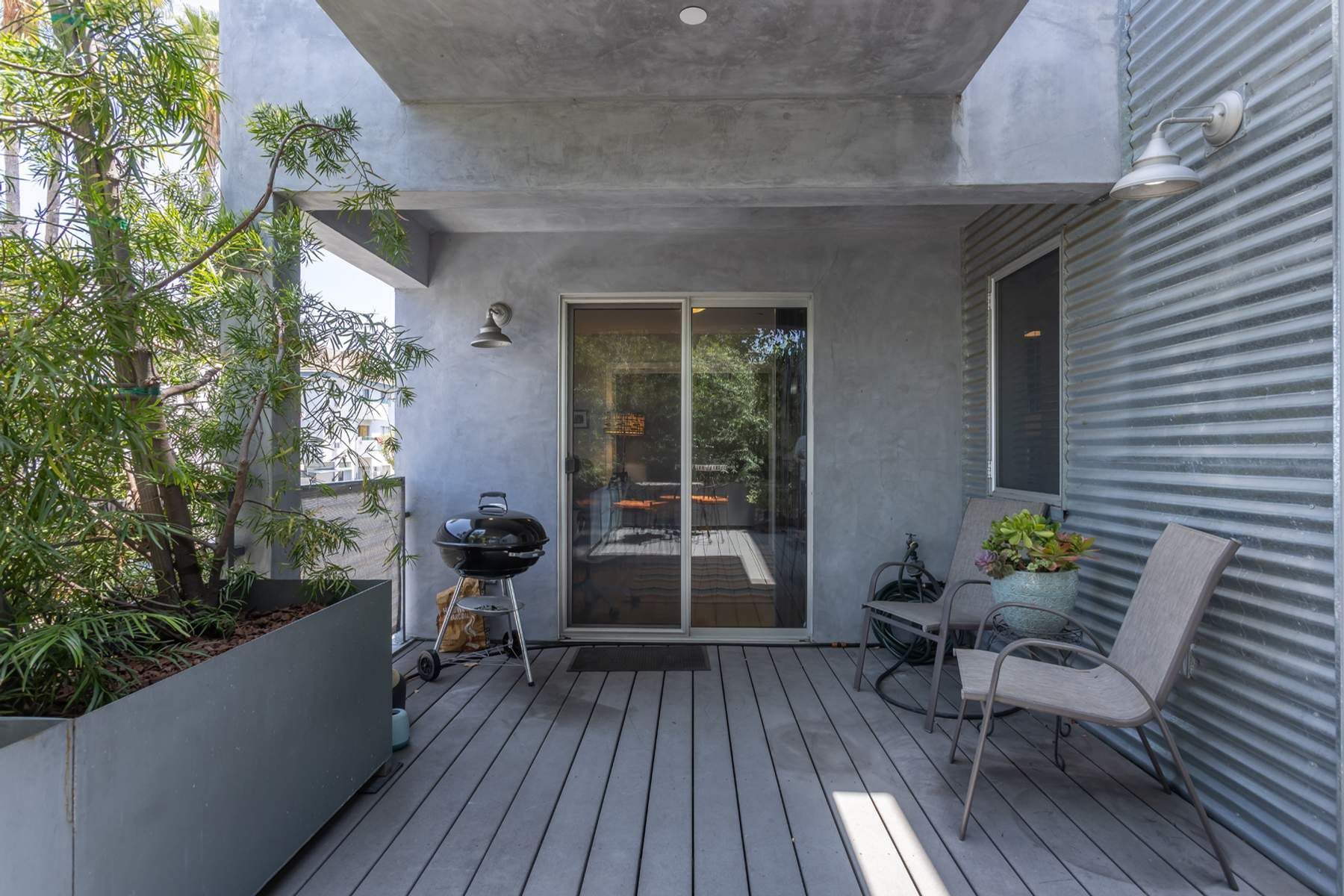  5936 Barton Avenue - 物件實景