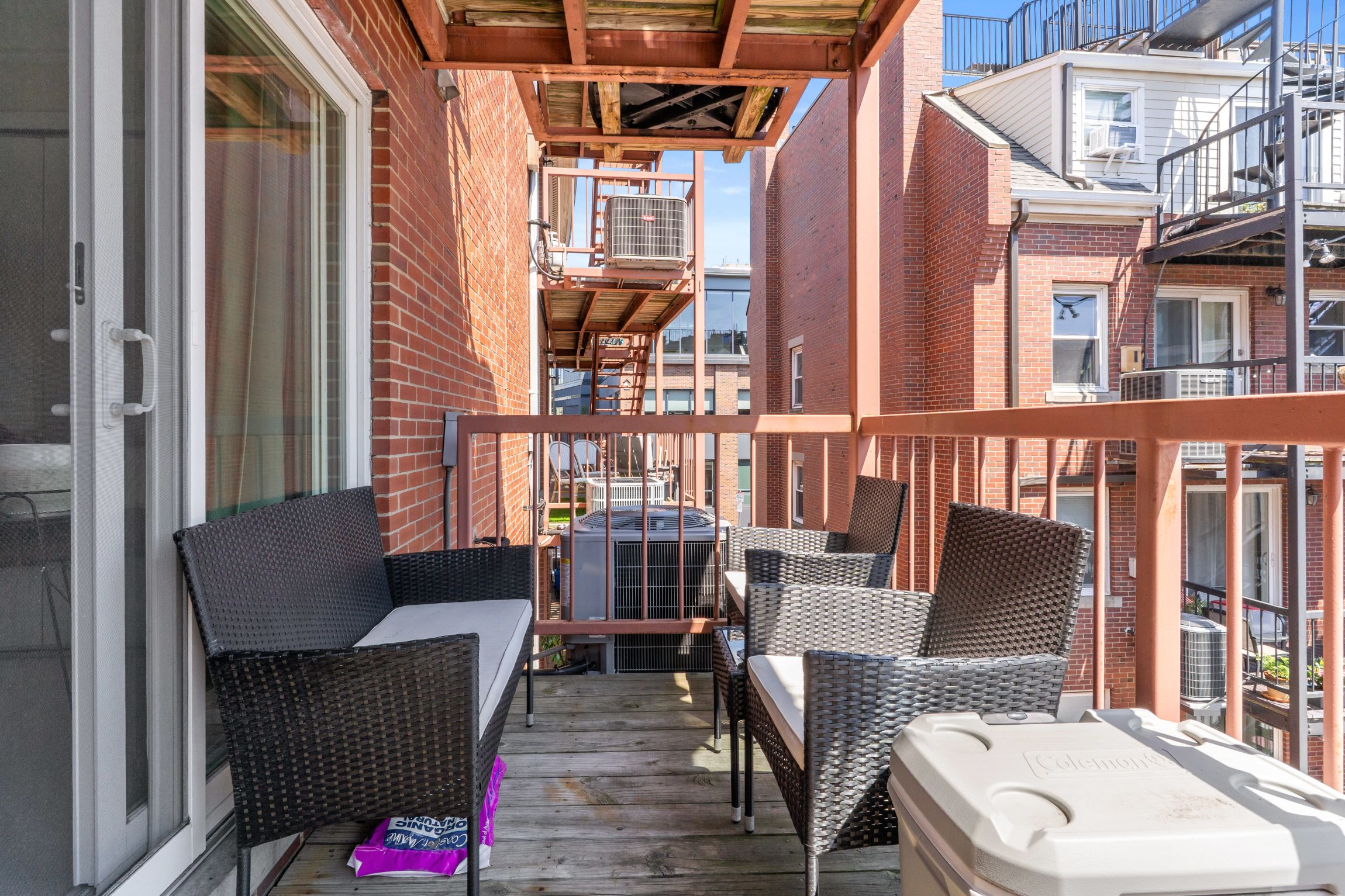  15 Main Street, Unit B, Boston, MA, 02129 - 物件實景