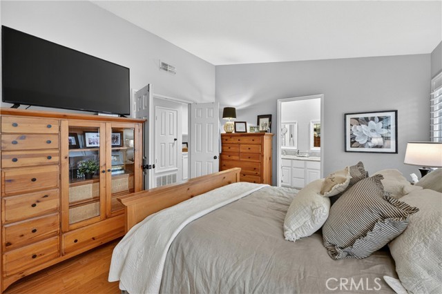 Rancho Santa Margarita, California, 92692, United States, 2 Bedrooms Bedrooms, ,3 BathroomsBathrooms,Residential,For Sale,2049137
