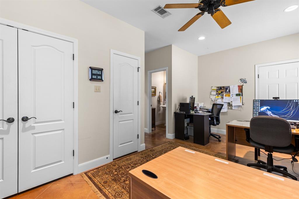 Waco, Texas, 76708, United States, 4 Bedrooms Bedrooms, ,4 BathroomsBathrooms,Residential,For Sale,1989175