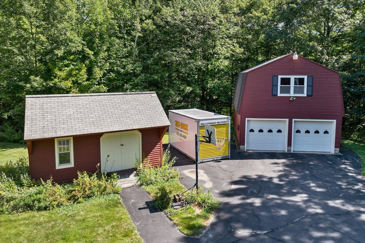 Thornton, New Hampshire, 03285, United States, 4 Bedrooms Bedrooms, ,1 BathroomBathrooms,Residential,For Sale,1940413